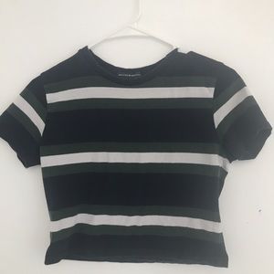 Cute Brandy Melville short sleeve crop top.